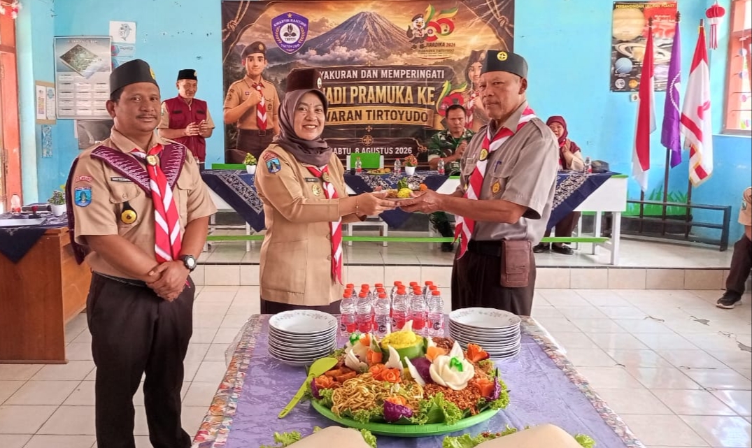 Peringati HUT Pramuka ke-65, Kwarran Tirtoyudo Tabur Bunga dan Tanamkan Jiwa Nasionalisme
